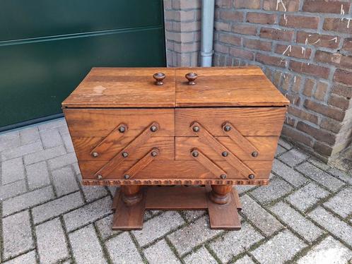 Vintage Houten Naaitafel / Naaikist, Antiek en Kunst, Antiek | Meubels | Kasten, Ophalen