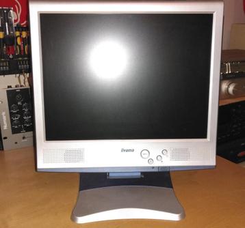 Bijna nieuwe 15" Iiyama ax3818UTC Monitor beschikbaar voor biedingen
