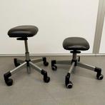 Steelcase instelbare kruk - nieuwe zwarte skai krukjes, Huis en Inrichting, Ophalen, In hoogte verstelbaar, Hout