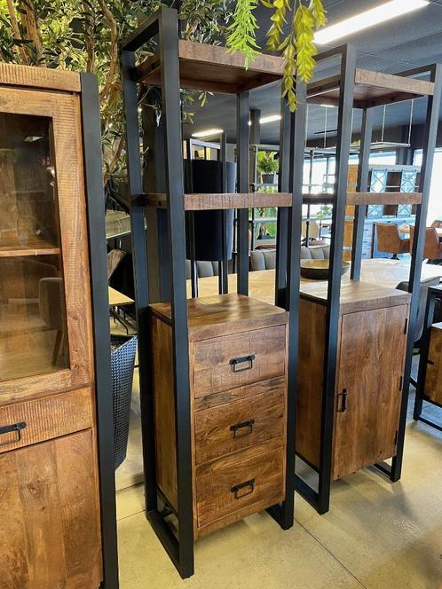 LEEGVERKOOP 2PINKSTERDAG OPEN 12:00 TOT 16:00 CHEFMEUBEL 299, Huis en Inrichting, Stoelen, Nieuw, Vijf, Zes of meer stoelen, Hout