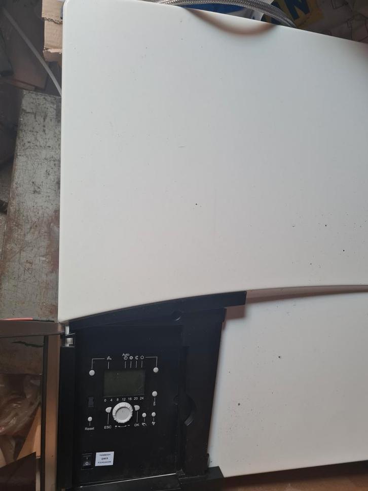 Intergas hre 24/18a en atag q38cr, Doe-het-zelf en Verbouw, Verwarming en Radiatoren, Zo goed als nieuw, Cv-ketel of Combi-ketel