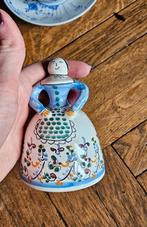 Unieke keramieken bel in de vorm van folkloristisch figuur, Ophalen of Verzenden