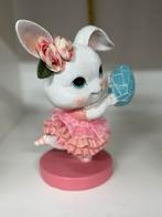 Beeld 22cm pasen konijn ballerina paashaas, Ophalen of Verzenden, Nieuw, Dier