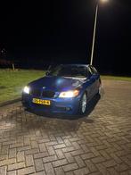 BMW 3-Serie 2.0 I 318 2011 Blauw M pakket, Auto-onderdelen, Ophalen, Voor, BMW, Bumper