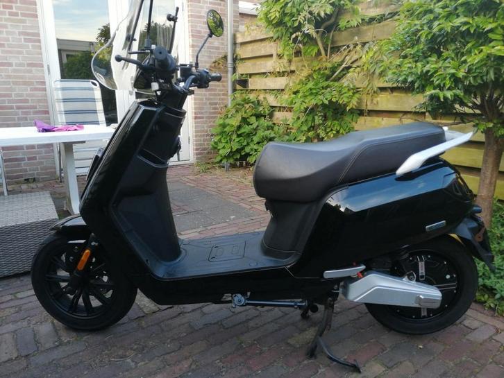 IVA E-Go S5 1e Eigenaar december 2022 incl windscherm, Fietsen en Brommers, Scooters | Overige merken, Zo goed als nieuw, Maximaal 45 km/u