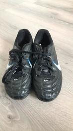Voetbalschoenen maat 31, Ophalen of Verzenden, Zo goed als nieuw, Schoenen