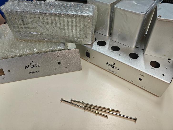 AUREXX BUIZENVERSTERKER CHASSIS, Audio, Tv en Foto, Buizenversterkers, Overige onderdelen, Ophalen of Verzenden