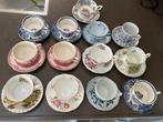 13 vintage kop en schotels, Antiek en Kunst, Antiek | Servies compleet, Ophalen