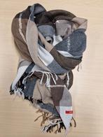 Hele mooie grote warme geruite sjaal, Esprit, Ophalen of Verzenden, Zo goed als nieuw, Sjaal