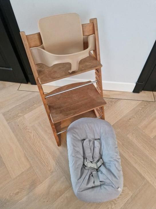 Exclusive stokke tripp trapp + babyset en newborn, Kinderen en Baby's, Kinderstoelen, Gebruikt, Meegroeistoel, Aanschuifbaar, Gordel(s)