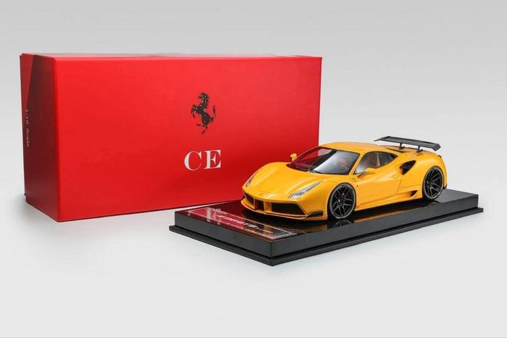 CE Model Ferrari 488 GTB N-Largo 1/20 1:18 Nieuw, Hobby en Vrije tijd, Modelauto's | 1:18, Nieuw, Auto, Ophalen of Verzenden