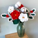 Gehaakt 7 KERSTrozen KATOENbollen HULSTtakken boeket KERST, Ophalen of Verzenden, Nieuw, Haken, Overige typen