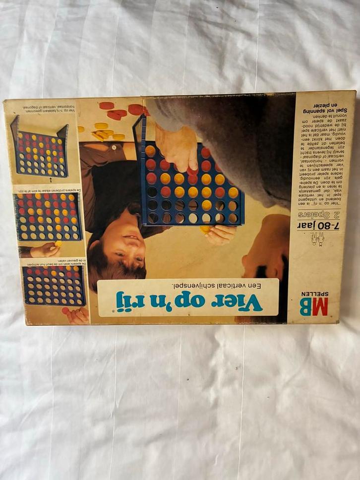 Vier op 'n Rij - MB Spellen, Hobby en Vrije tijd, Gezelschapsspellen | Bordspellen, Gebruikt, Een of twee spelers, Ophalen of Verzenden