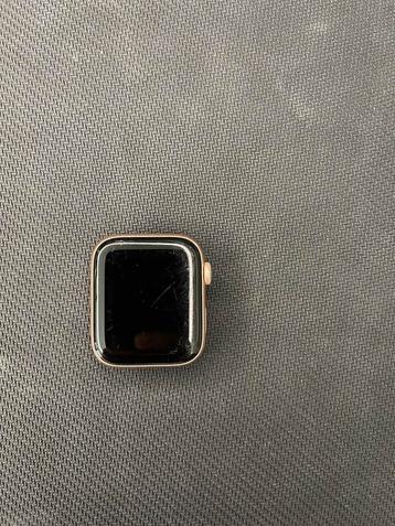 Apple watch serie 5 rose gold 44mm beschikbaar voor biedingen