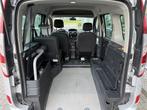Renault Kangoo Tech Family 3+1 Rolstoelauto 1.2 TCe (Zeer ne, Voorwielaandrijving, Stof, Gebruikt, Handgeschakeld