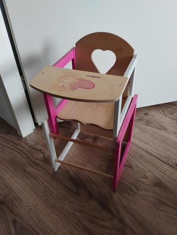 poppenkinderstoel beschikbaar voor biedingen