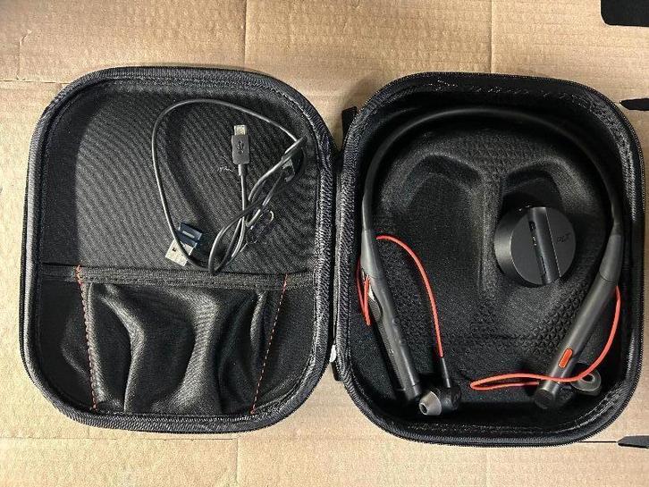 ➡️ Poly Plantronics UC Voyager 6200 DUO Headset, Telecommunicatie, Vaste telefoons | Handsets en Draadloos, Refurbished, 1 handset