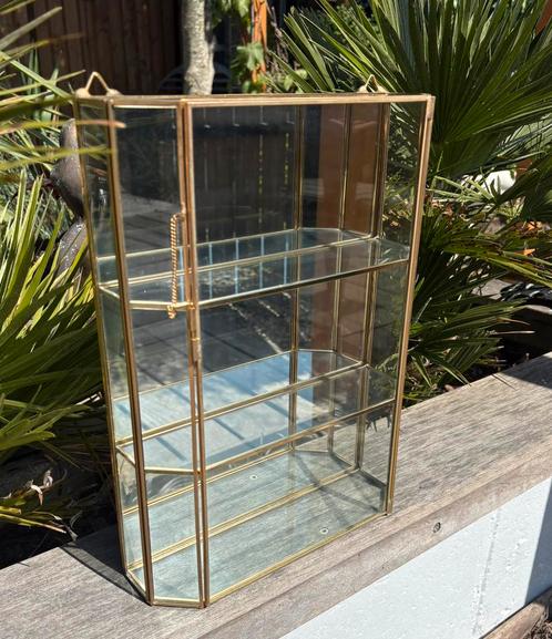 Vintage Italiaans bladgoud messing vitrine wandkastje glas, Huis en Inrichting, Kasten | Vitrinekasten, Zo goed als nieuw, Minder dan 100 cm