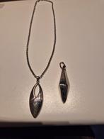 Ketting met 2 hangers., Sieraden, Tassen en Uiterlijk, Kettingen, Ophalen of Verzenden, Zo goed als nieuw, Overige materialen