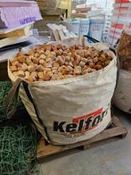 Hout briketten 1m3, Tuin en Terras, Haardhout, Minder dan 3 m³, Ophalen