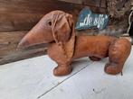 Vintage Teckel, Tuin en Terras, Tuinbeelden, Ophalen of Verzenden, Gebruikt, Overige materialen, Dierenbeeld