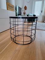 Mooie, zware bijzettafel met marmerblad, Minder dan 55 cm, Metaal of Aluminium, Rond, Zo goed als nieuw