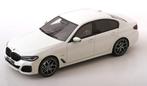 GT Spirit 1:18 BMW 545E X Drive Saloon M Sport Alpinie wit I, Hobby en Vrije tijd, Modelauto's | 1:18, Overige merken, -, Nieuw