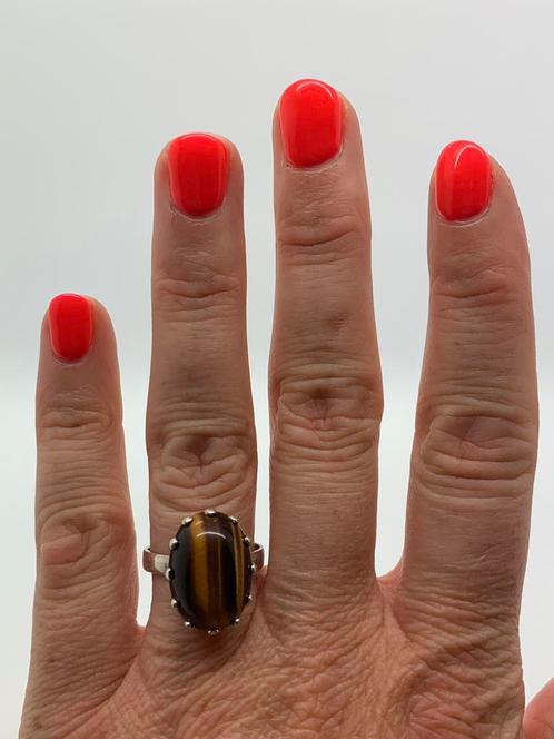 X609 Prachtige zilveren ring tijgeroog maat 18,25, Sieraden, Tassen en Uiterlijk, Antieke sieraden, Ring, Zilver, Met edelsteen