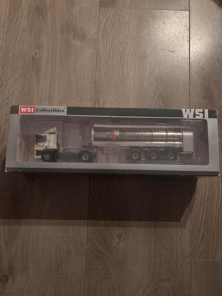 Friesland Campina DAF CF 85 SC 4X2 + Tankoplegger 1:50, Hobby en Vrije tijd, Modelauto's | 1:50, Nieuw, Bus of Vrachtwagen, Wsi