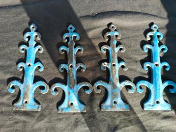 Set van 4 decoratieve ijzeren scharnier einde beschikbaar voor biedingen