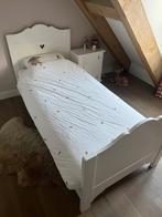 Houten bed hartje wit Timzowood 1-persoons met nachtkastje, Huis en Inrichting, Ophalen, Gebruikt, 90 cm, Wit
