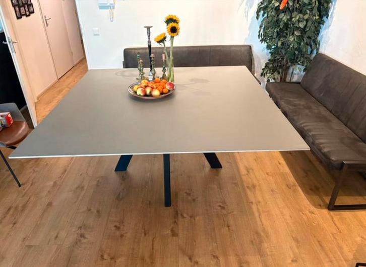 Eetkamer tafel 180 x 180 met linoleum blad of alleen de poot, Huis en Inrichting, Tafels | Eettafels, Zo goed als nieuw, 150 tot 200 cm