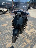 Vespa sprint, Fietsen en Brommers, Scooters | Vespa, Ophalen, Zo goed als nieuw, Overige modellen