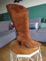 Lola Cruz suede leren laarzen m39 bruin cognac, Ophalen of Verzenden, Lola cruz, Hoge laarzen, Bruin