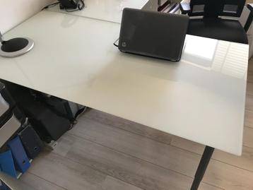 bureau Ikea Galant glas - afbeelding 5