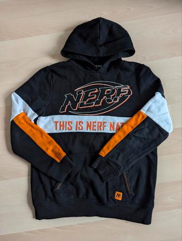 Leuke hoodie van Nerf. Maat 157/164. IZGS beschikbaar voor biedingen