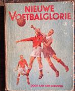 Nieuwe voetbalglorie.  Plaatjesboek. Ca 46/47.  *Zie tekst, Ophalen, Gebruikt, Buitenlandse clubs, Overige typen