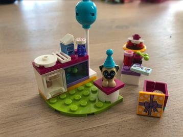 41112 Lego Friends Feesttaartjes beschikbaar voor biedingen