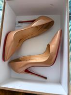 Christian Louboutin Pumps – Origineel – Lakleer – Maat 39, Kleding | Dames, Schoenen, Ophalen of Verzenden, Zo goed als nieuw