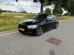 BMW 1-Serie 3.0 M135i 5DR AUT 2014 Zwart, Auto's, Achterwielaandrijving, 74 €/maand, Zwart, 320 pk