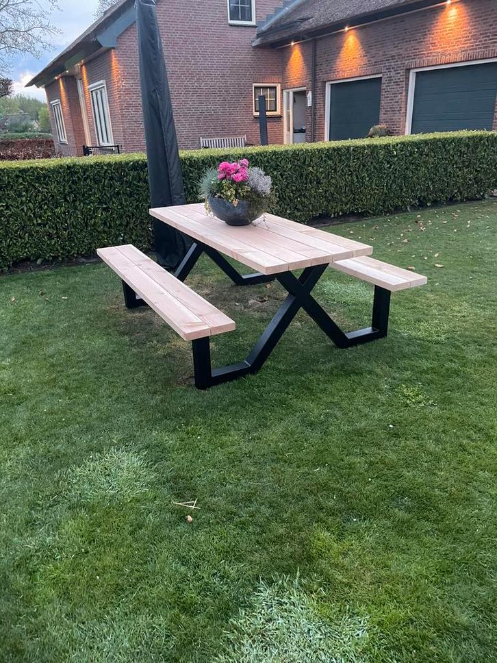 Robuuste Douglas picknicktafels met stalen X frame, Tuin en Terras, Picknicktafels, Nieuw, Rechthoekig, Hout, Ophalen of Verzenden