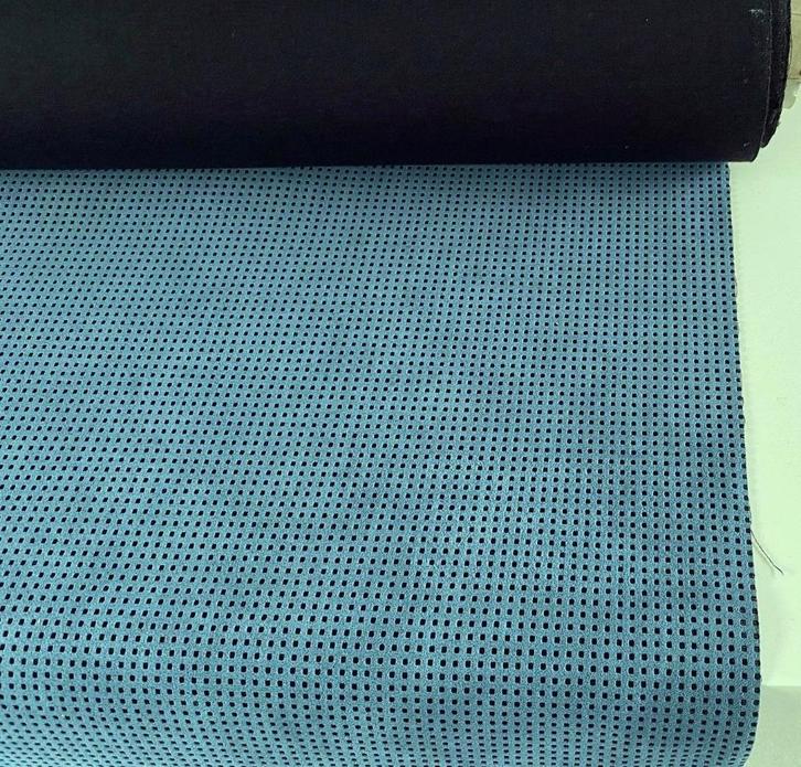 Alcantara Domino 6801 lichtblauw+zwart; 4,75 mtr meubelstof, Hobby en Vrije tijd, Stoffen en Lappen, Nieuw, Overige materialen