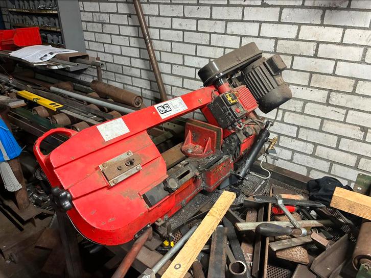 Uwm 181 bandzaagmachine, Doe-het-zelf en Verbouw, Gereedschap | Zaagmachines, Gebruikt, Lintzaag, 1200 watt of meer, 70 mm of meer