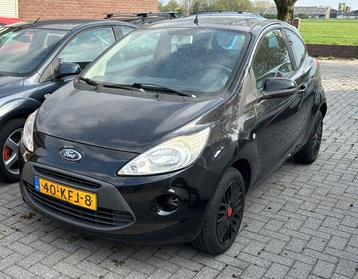 Ford ka zo meenemen voor €800,00 beschikbaar voor biedingen