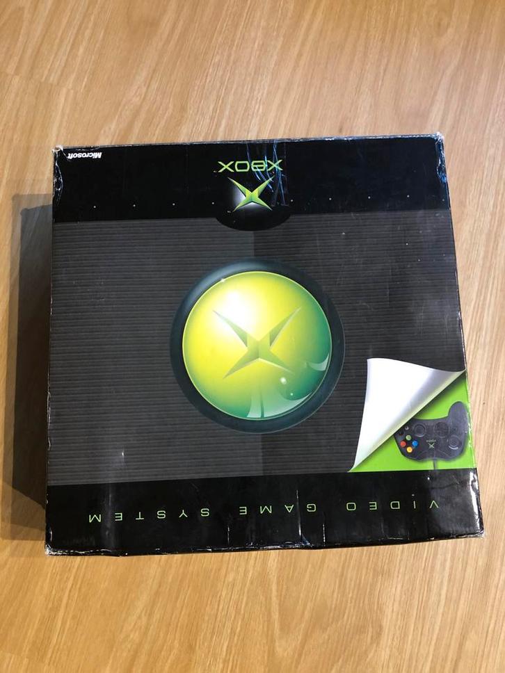 Xbox Claris ZGAN in doos + 2 controllers, Spelcomputers en Games, Spelcomputers | Xbox Original, Zo goed als nieuw, Met 2 controllers
