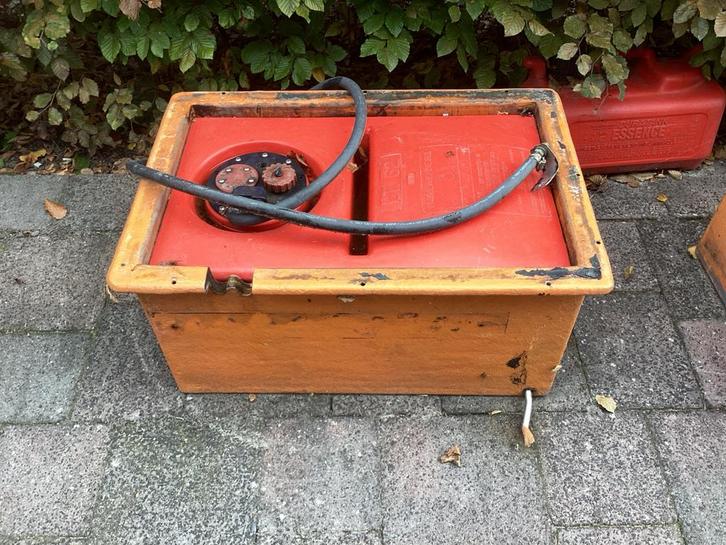 Brandstoftank boot - 62 Liter, Watersport en Boten, Accessoires en Onderhoud, Gebruikt, Motor en Techniek, Ophalen