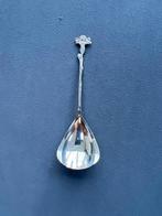 Zilveren lepel met bloemmotief, Antiek en Kunst, Ophalen of Verzenden