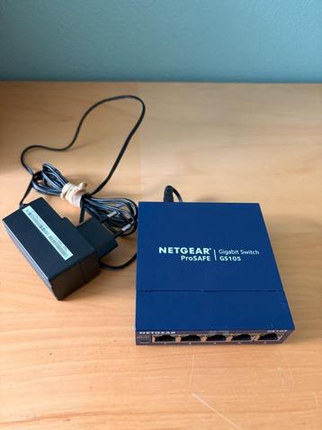 NetGear Gigabit Switch GS105 beschikbaar voor biedingen