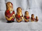 Mooi en goed uitgevoerde Matroesjka, 5 delig, Verzamelen, Poppetjes en Figuurtjes, Ophalen of Verzenden, Zo goed als nieuw