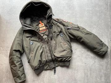 Parajumpers Gobi winterjas maat M beschikbaar voor biedingen